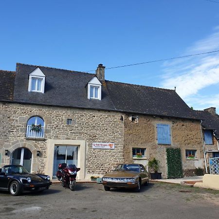 Le Petit Dragon Bed & Breakfast Plumaudan Exterior photo